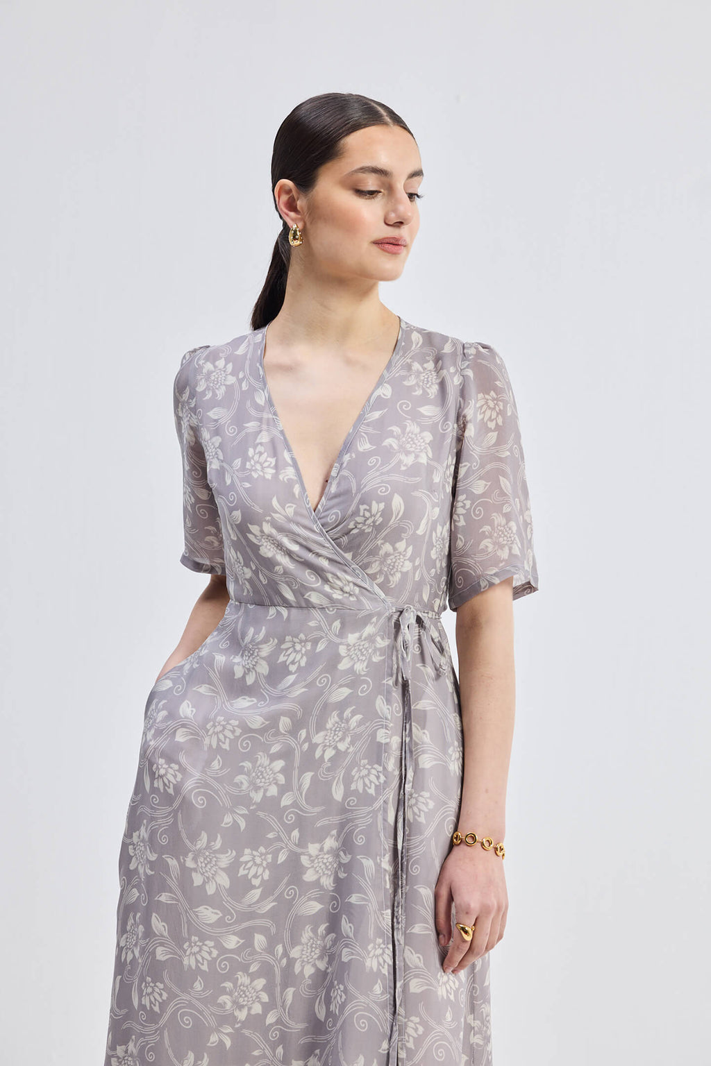 Maxi Wrap Floral dress in Vintage Vines